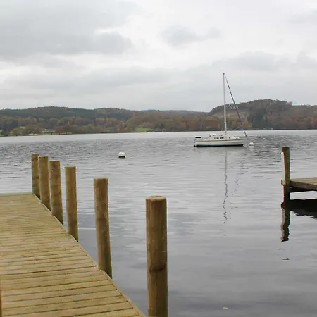 Lakeshore Boathouse
